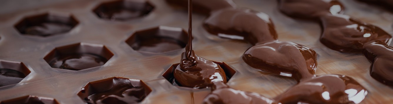 Chocolate mould washers